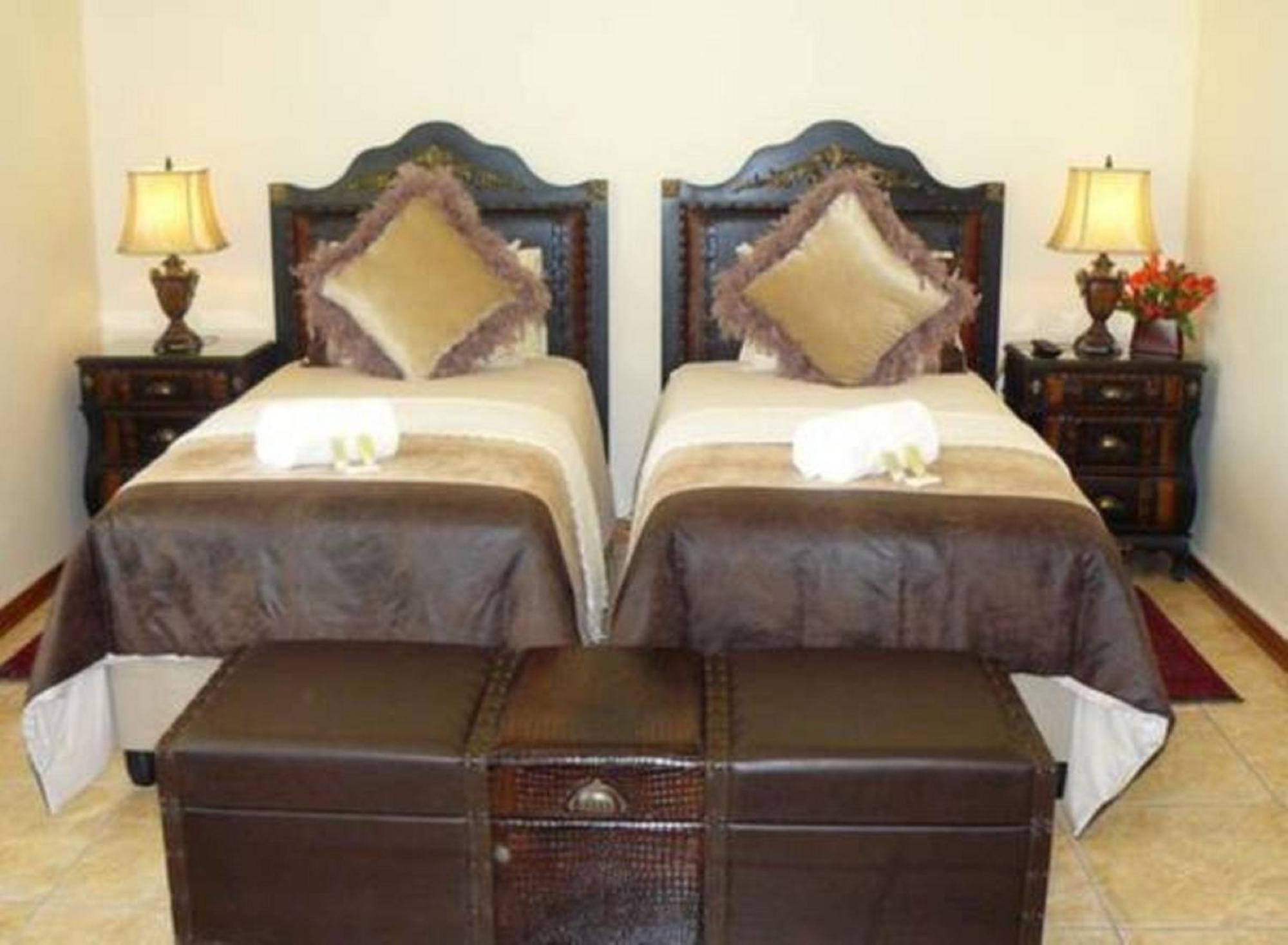 Kimberley Manor Guesthouse Rom bilde